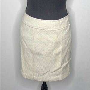 BANANA REPUBLIC Elegant Cream Skirt